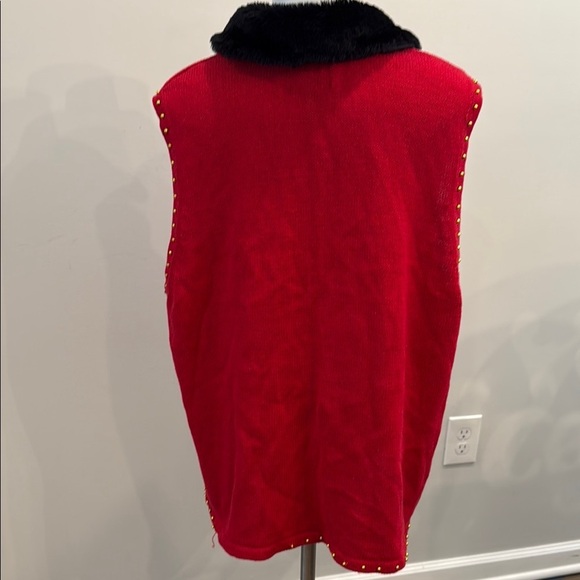 Designers Originals Studio Joy 1X Festive Red Snowman Sweater Vest - Picture 9 of 12